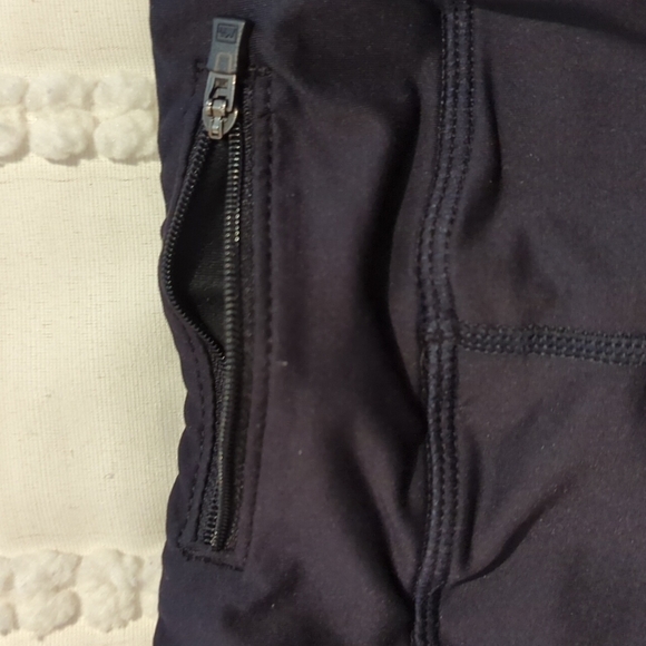 REI Biker Shorts Women's Black Size large 12" inseam - Picture 9 of 9